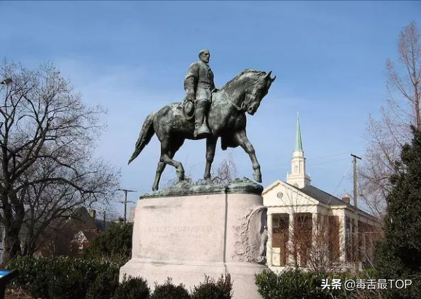 恐怖片才是最赚钱的！票房史上“最吸金”的恐怖电影，血赚N倍