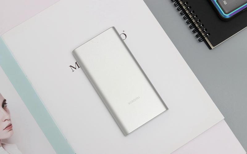 小米新品充电宝评测：三口同时输出，最大输出功率为22.5W