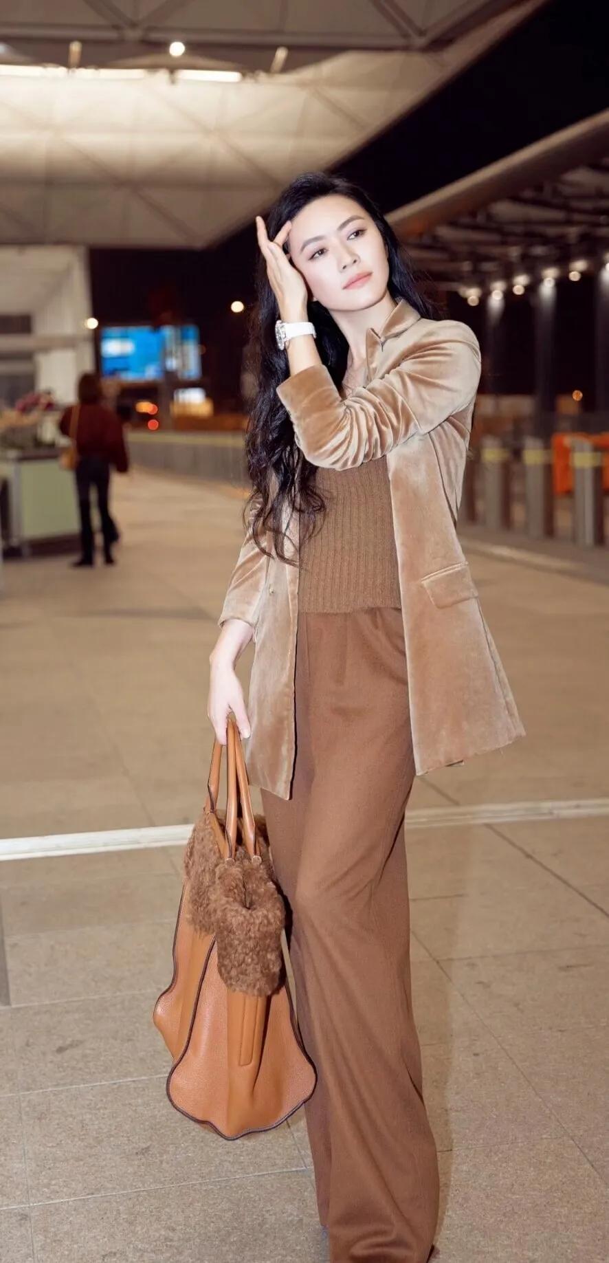 巅峰时隐退嫁入豪门—田海蓉