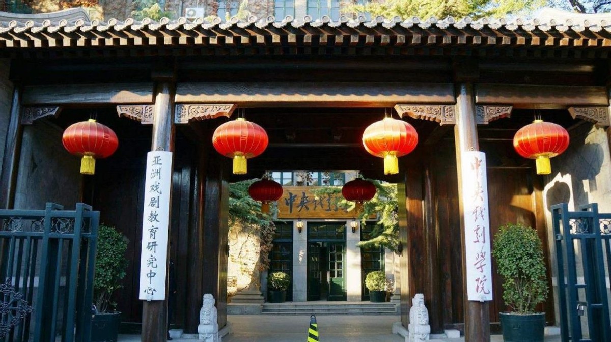 “一手遮天”张翰：从王思聪手里抢来战狼2，剧组里权利比导演大