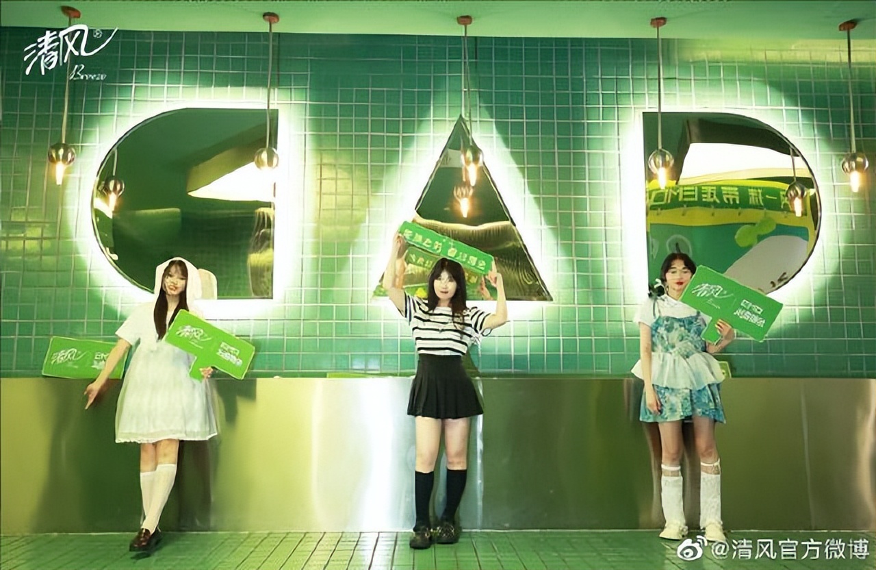 “厕所社交”拯救emo情绪，品牌营销还能这么玩？