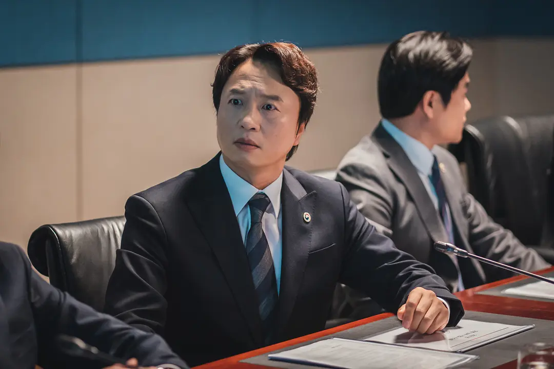 钞票飞电影剧情「介绍」 _晶羽科技