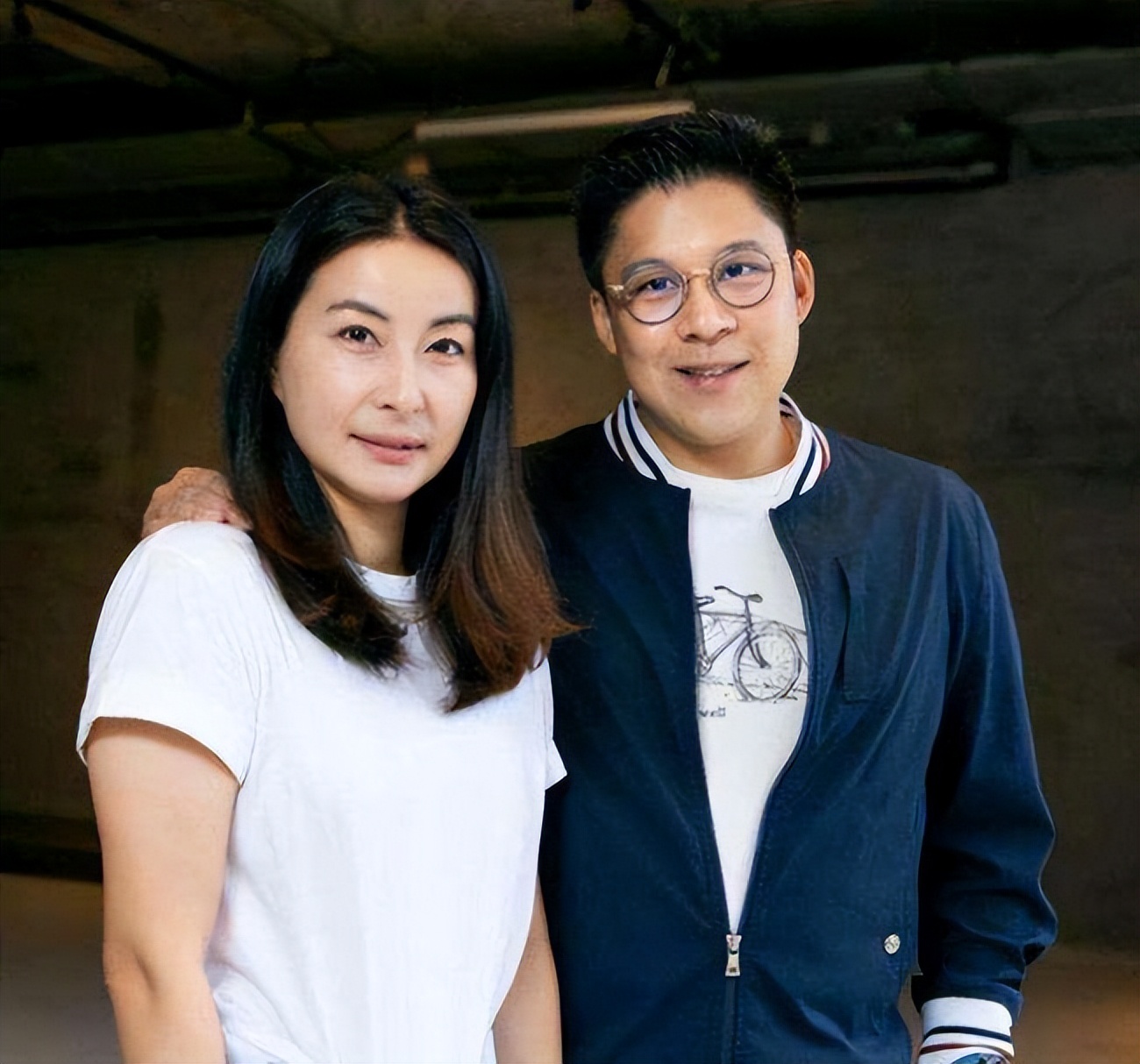 郭晶晶老公是谁 郭晶晶个人资产多少亿元-百联百科