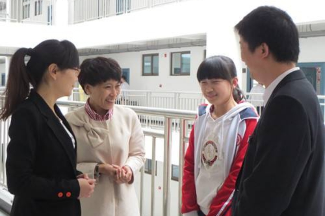 中小学流行登记“家长职业”，这几种不受老师待见，家长们炸开锅