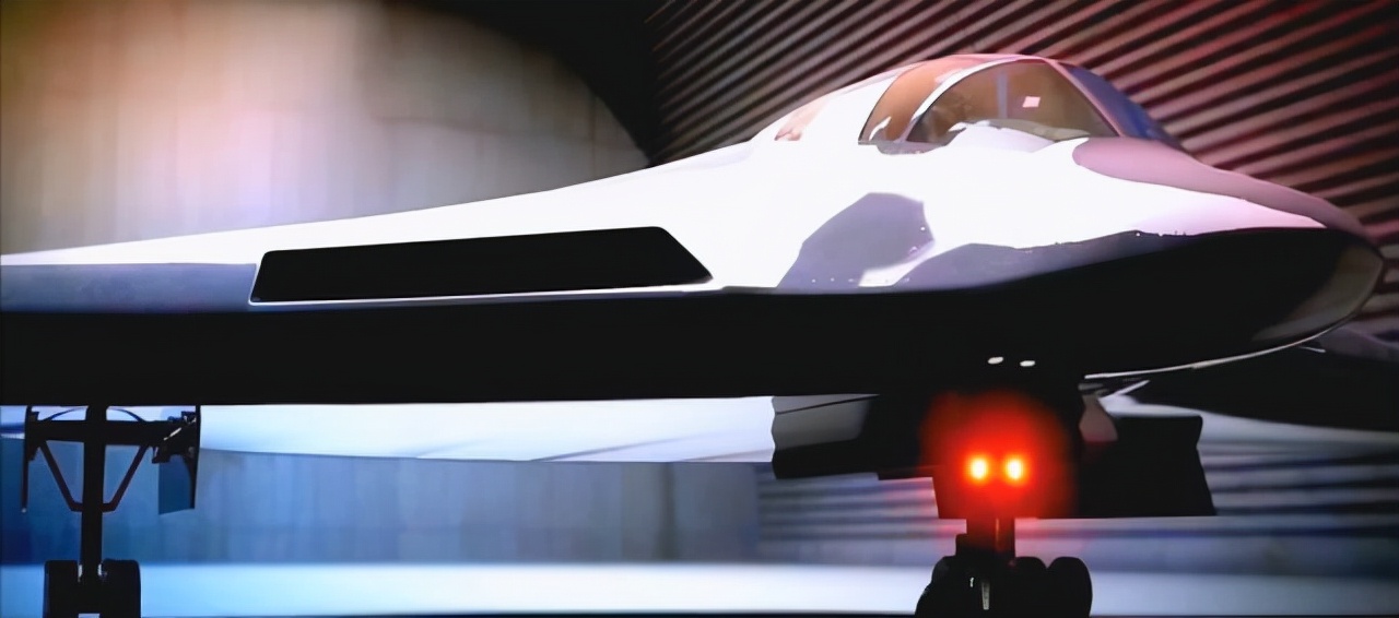 ����ʽ������ը������˺�ѱ�Լ�ķ�����ϵ