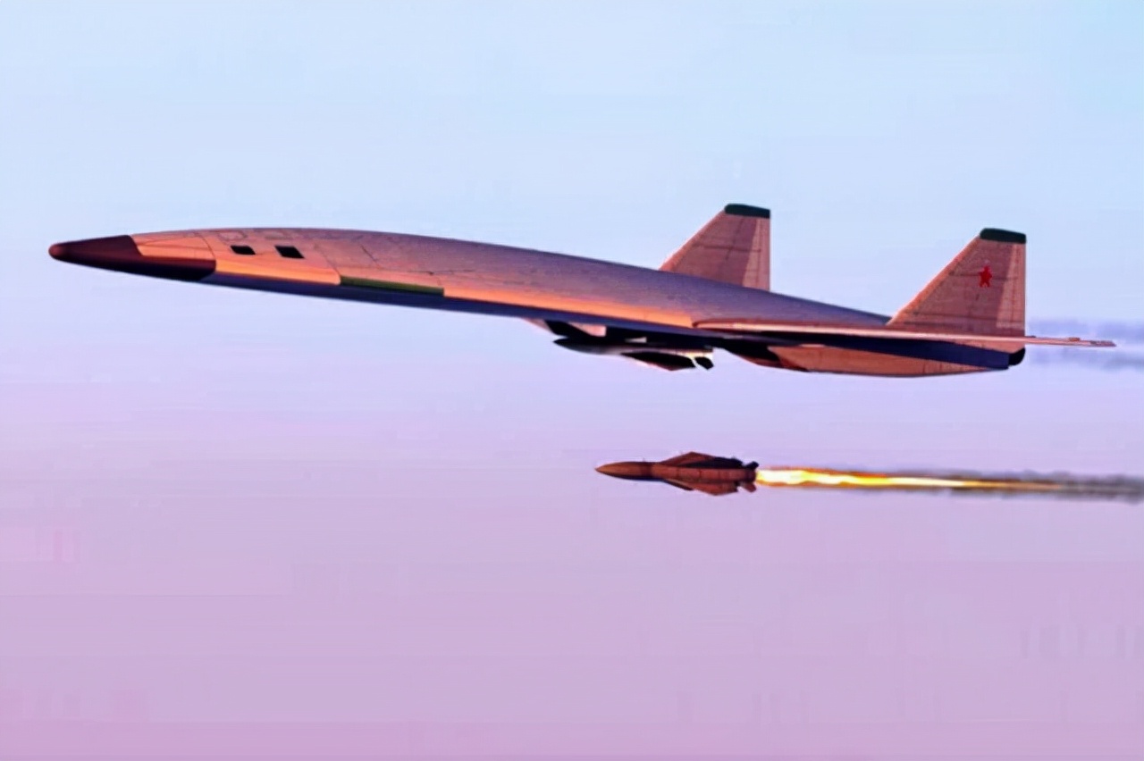 ����ʽ������ը������˺�ѱ�Լ�ķ�����ϵ