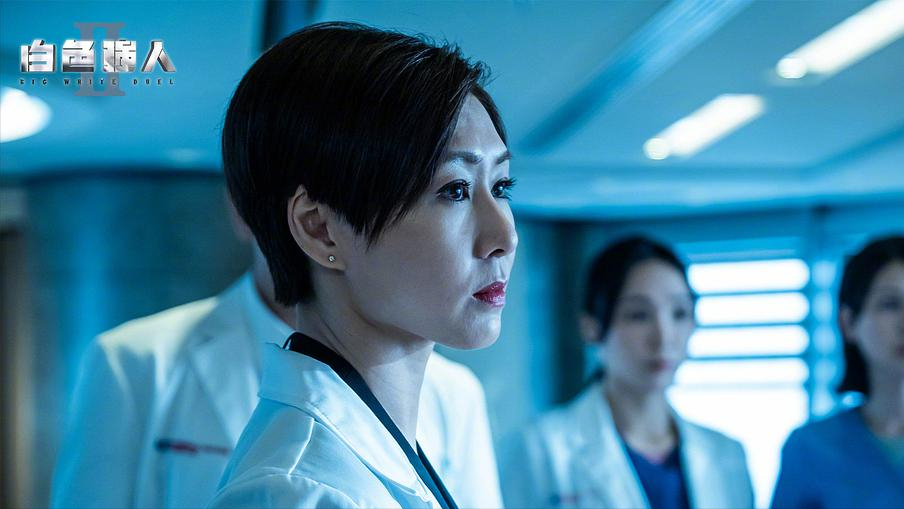 《白色强人2》今晚开播，三视帝两视后坐镇，真正的港剧王牌来了