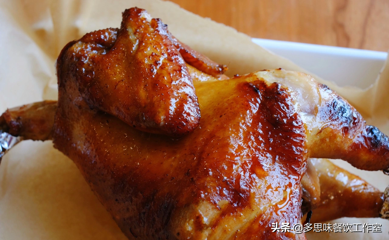 教你8种家常烤鸡的做法，浓浓烧烤味外焦里嫩，好吃到吮手指