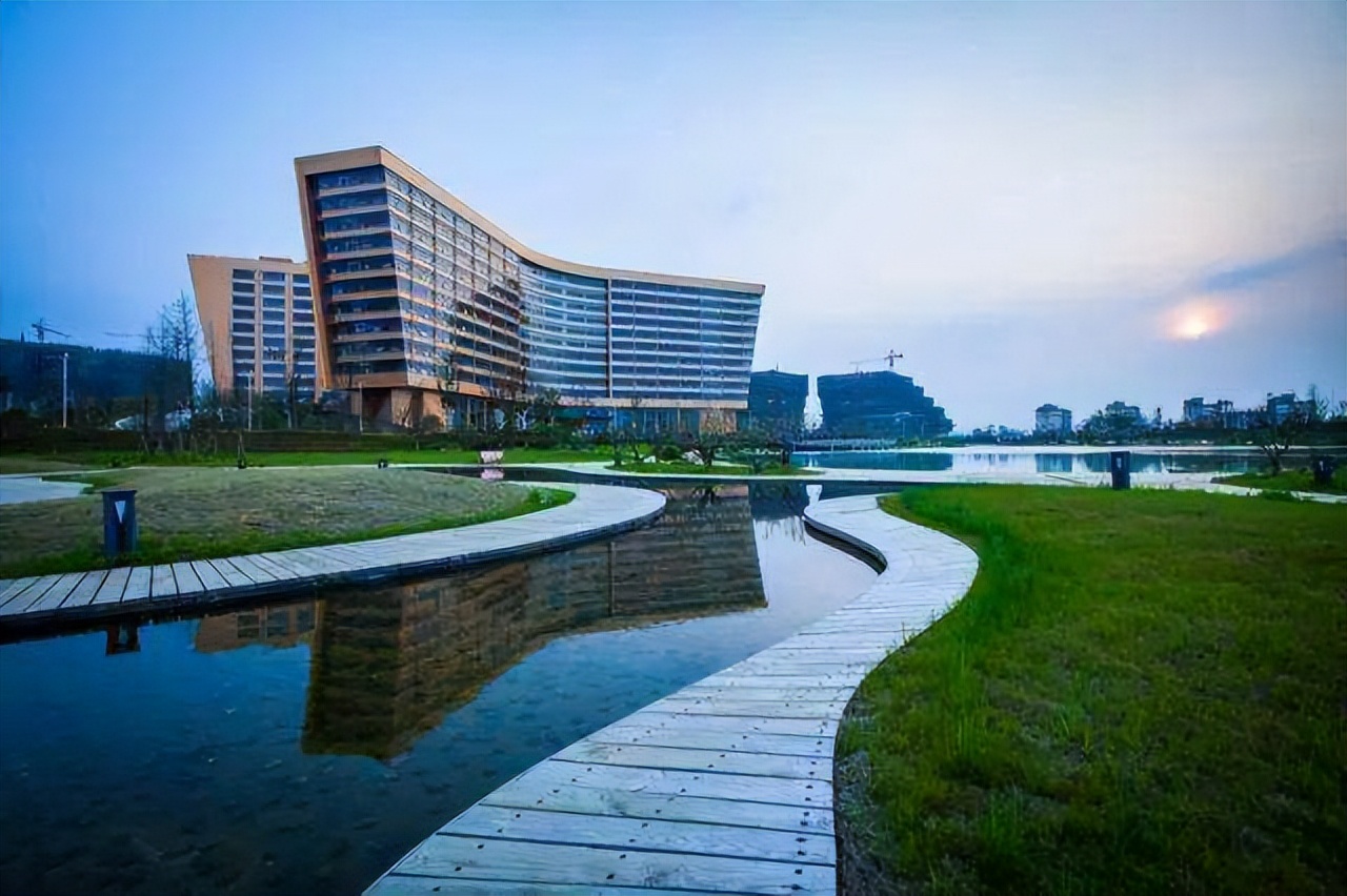 “小清华”中国科学技术大学到底好在哪？这篇文章分析得明明白白