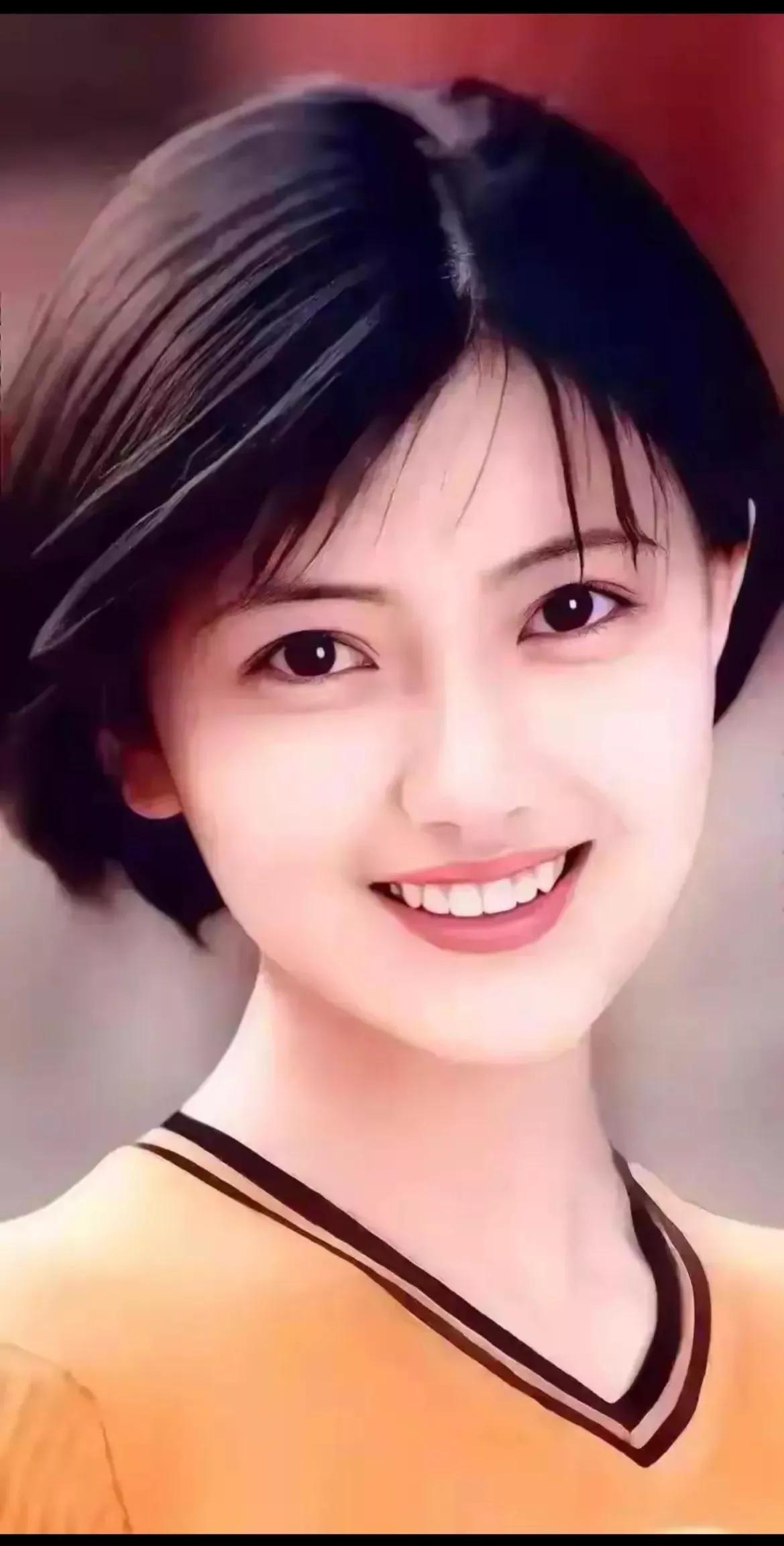 高圆圆：温婉大方，优雅唯美，气质女神范儿十足