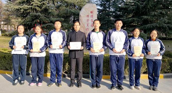 喜报！化学竞赛名单公布，福建这9名学霸直接保送清北，同一高中