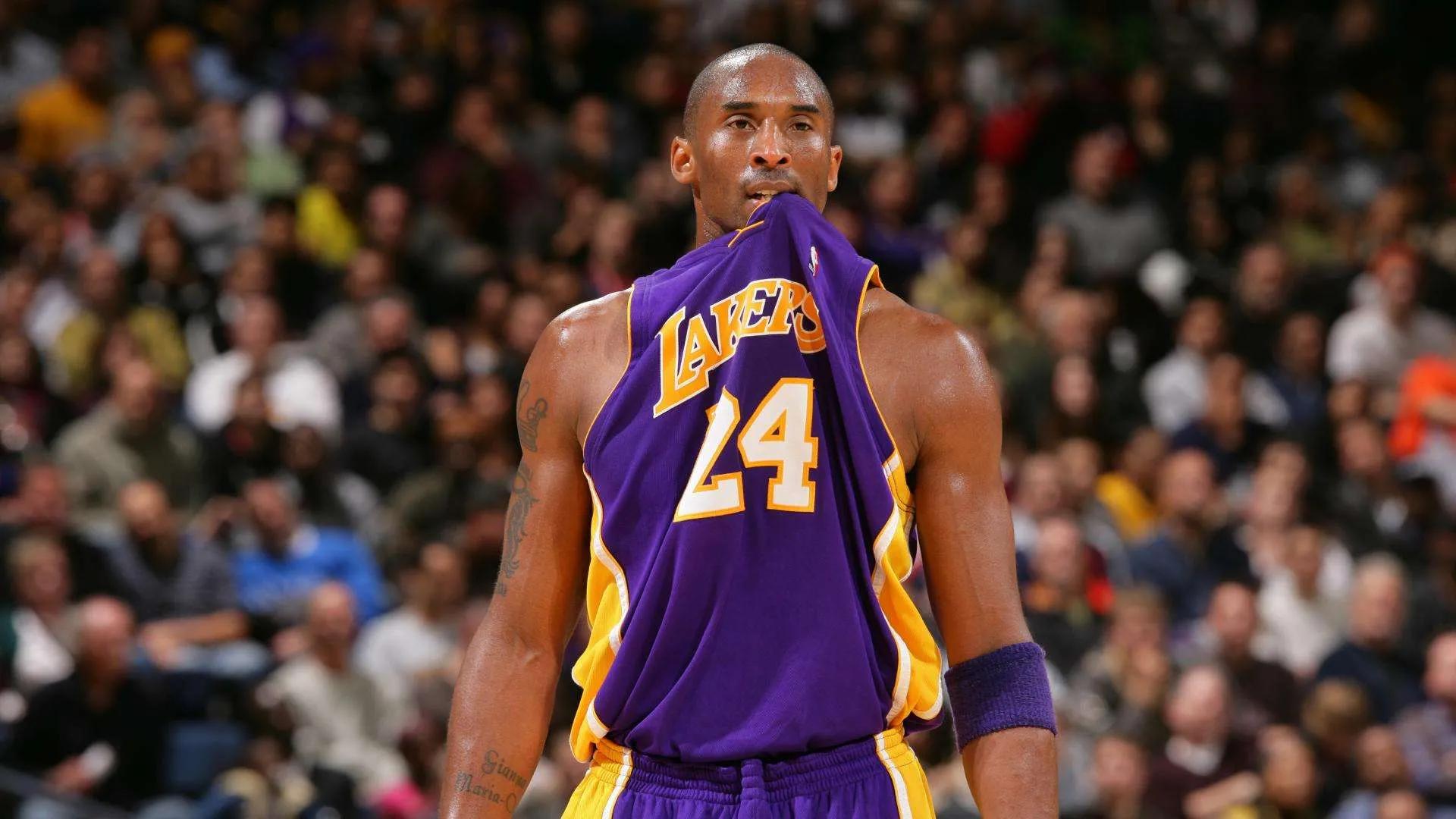 nba为什么会咬牙套（盘点NBA球星哪些标志性动作以及小怪癖，纳什喜欢摸鞋底再舔手指）