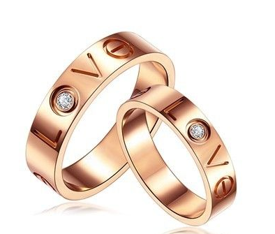 玫瑰金是金,银,铜三种元素的合金.1.玫瑰金不是纯金!