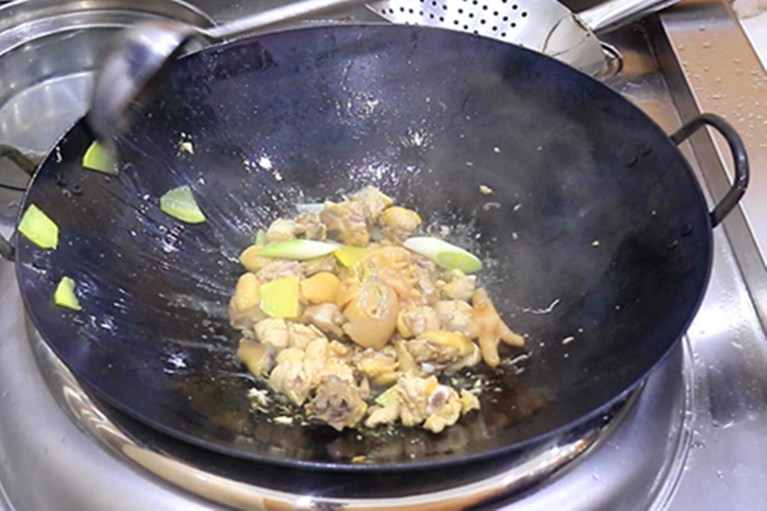 砂锅炖鸡汤一般炖多长时间（5道滋补鸡汤的烹饪教程）