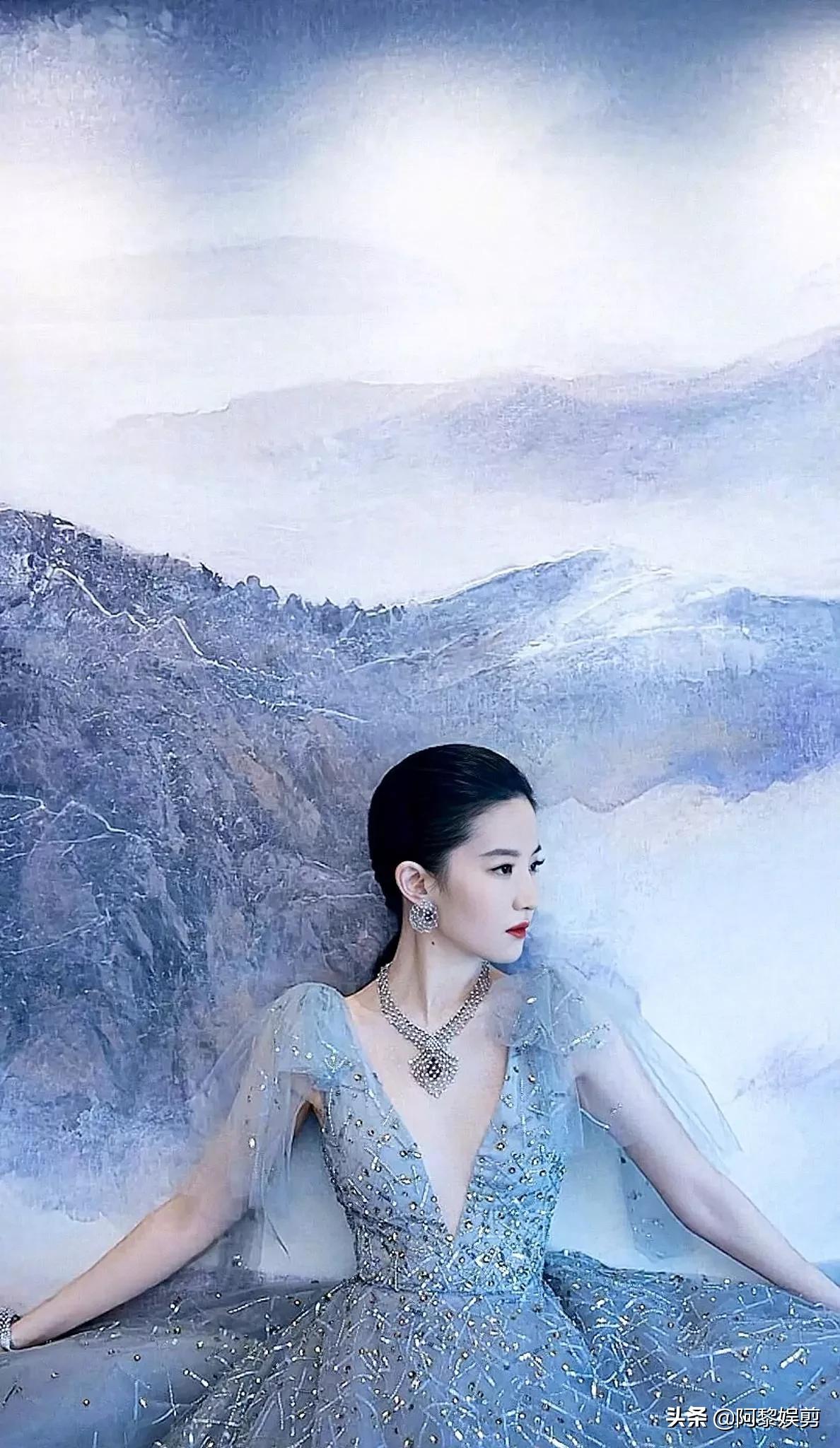 刘亦菲的这身装扮太漂亮了