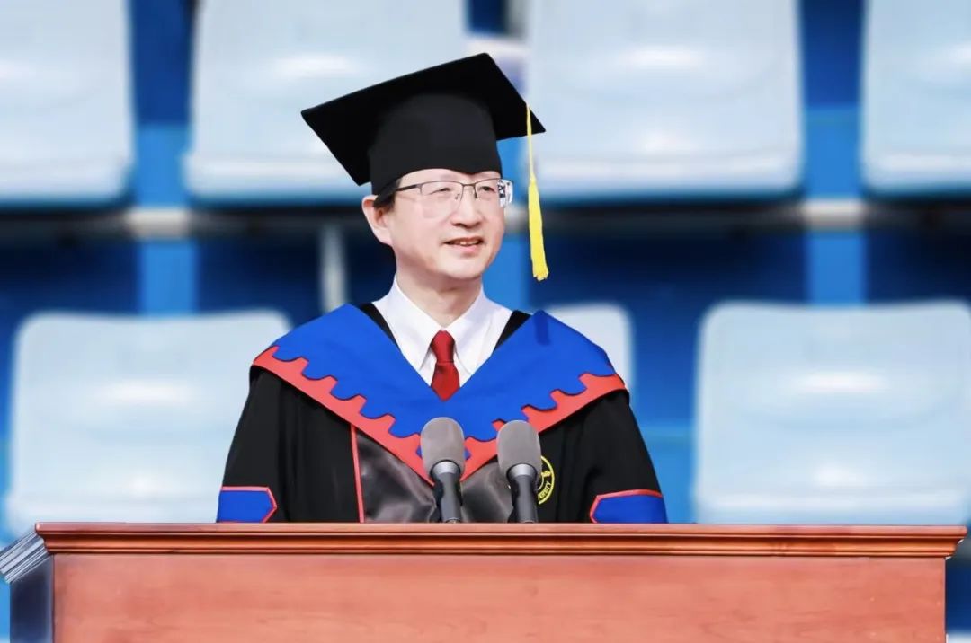 浙大校长吴朝晖：成为中国式现代化进程中的创新先锋 | 在2022年夏季研究生毕业典礼暨学位授予仪式上的讲话