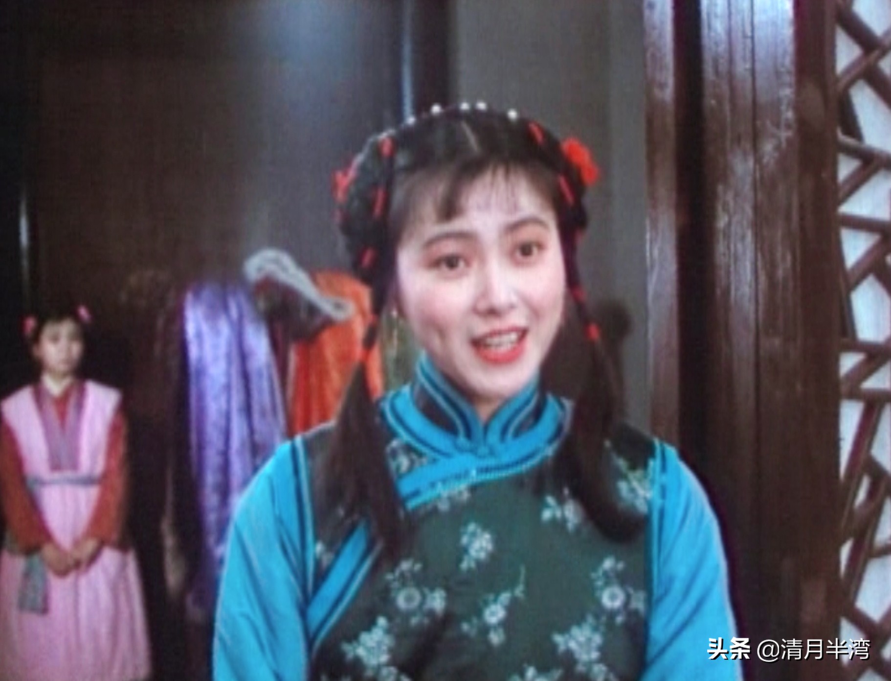 北影版《红楼梦》40位美人集锦，耐看不撞脸，打酱油的都惊鸿一瞥
