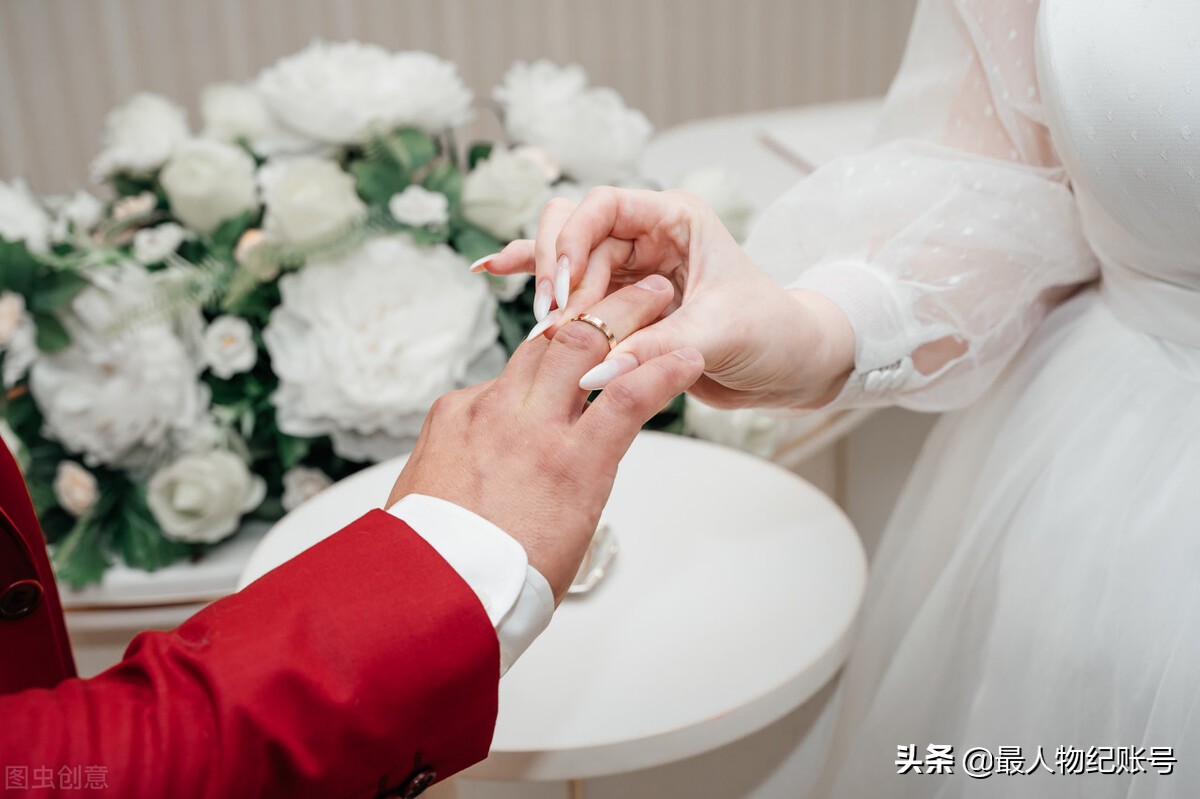 2002年，南大硕士为骗取保险，在飞机上纵火，导致112人全部遇难