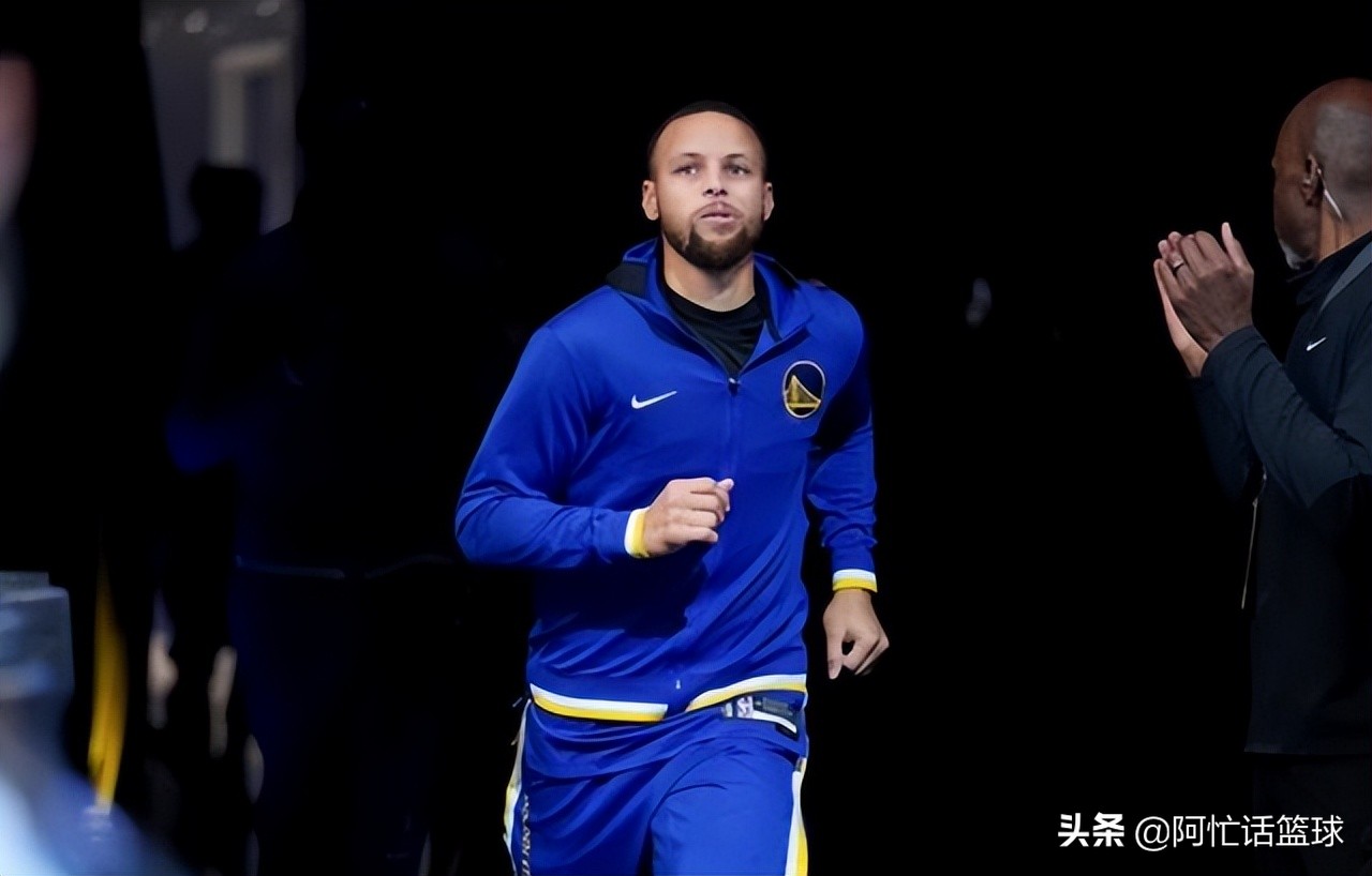 nba勇士队为什么这么强(勇士为何能成功？尼克杨阐述观点 名嘴：库里是最无私的超级巨星)