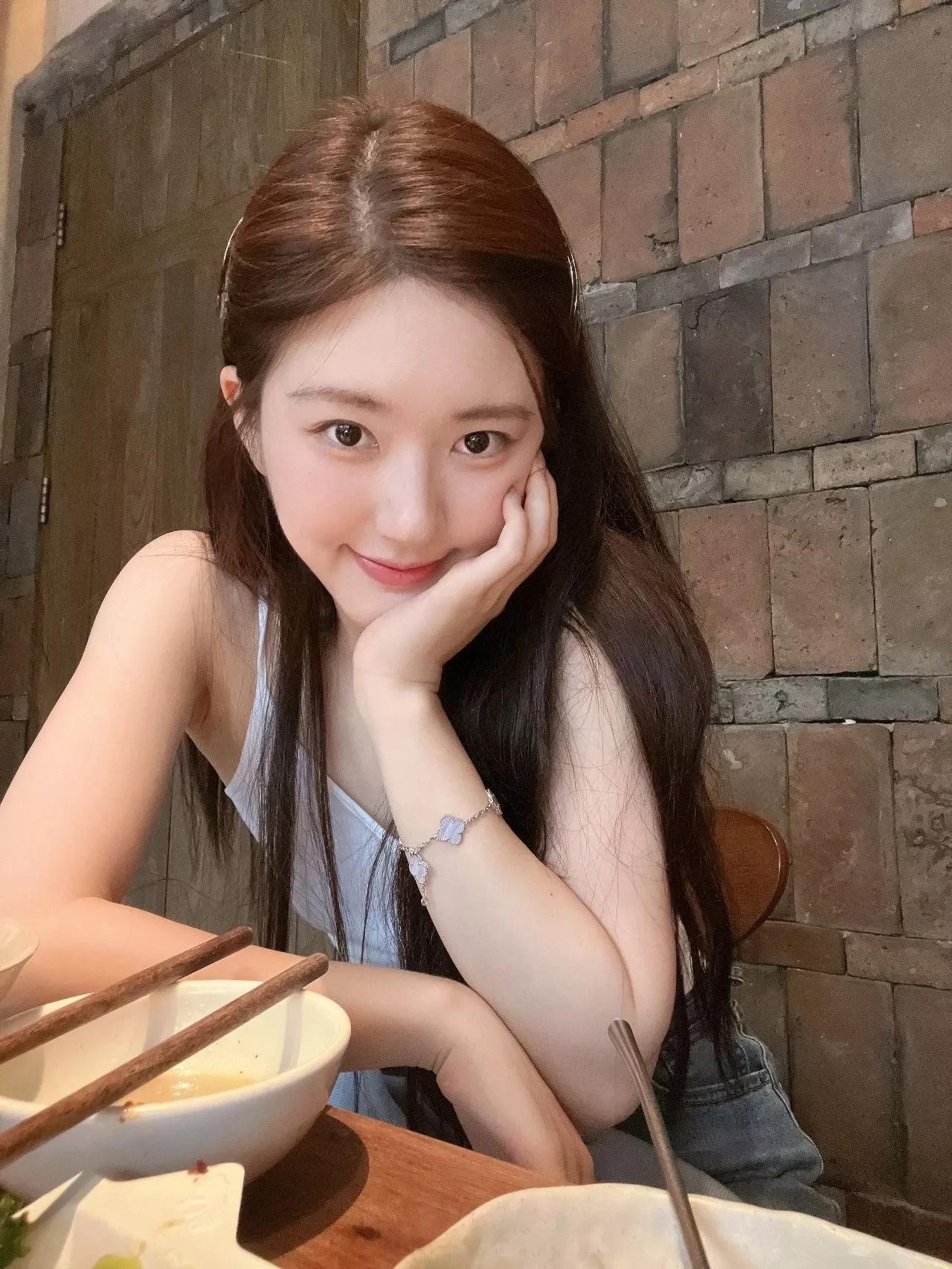 赵露思怎么这么好看