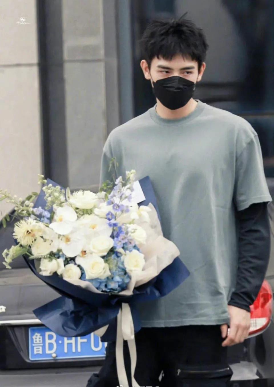 娱乐速递：肖战、周杰伦刘畊宏、王一博吴宣仪、高圆圆李小冉白鹿