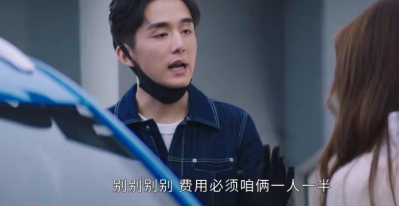 《回廊亭》首播两集，三个细节悬疑感拉满，程成不想认爹是装的？