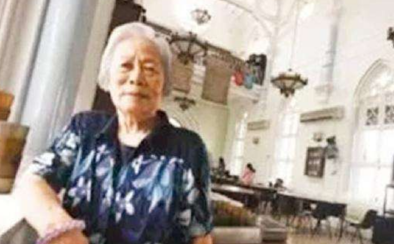 保洁员一生只会写5个字，82岁被授予院士称号，成为香港大学之宝