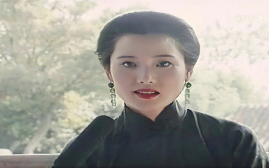 因长相太美无人敢追,父亲为她一辈子光棍,何赛飞魅力究竟有多大