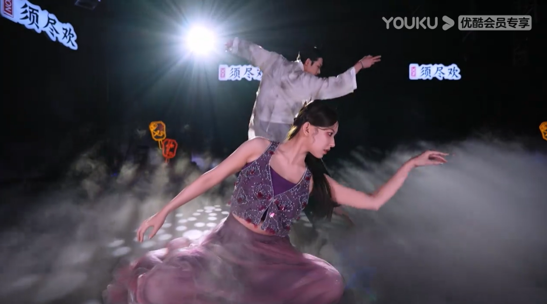 用街舞演绎《大话西游》和《倩女幽魂》，王霏霏程潇谁赢麻了？