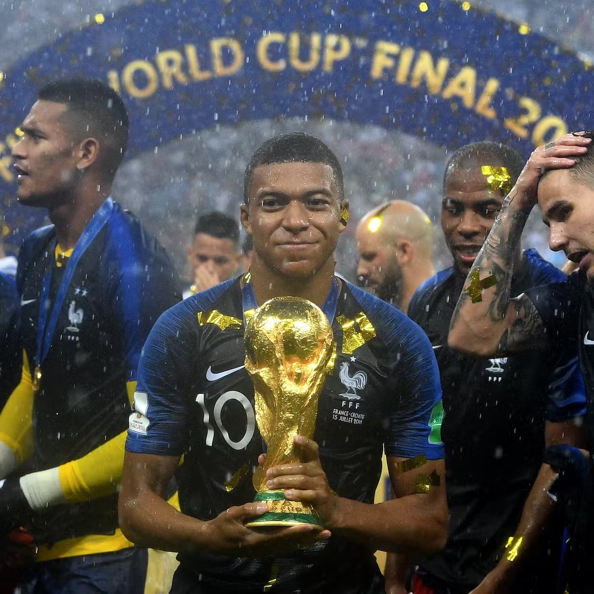 世界杯变成了欧洲杯(世界杯历史：时隔20年 法国再次挑战卫冕冠军魔咒)