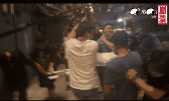 陈晓爬土堆，胡歌划旱船，黄圣依蛇出洞，那些幕后让我笑到肚痛