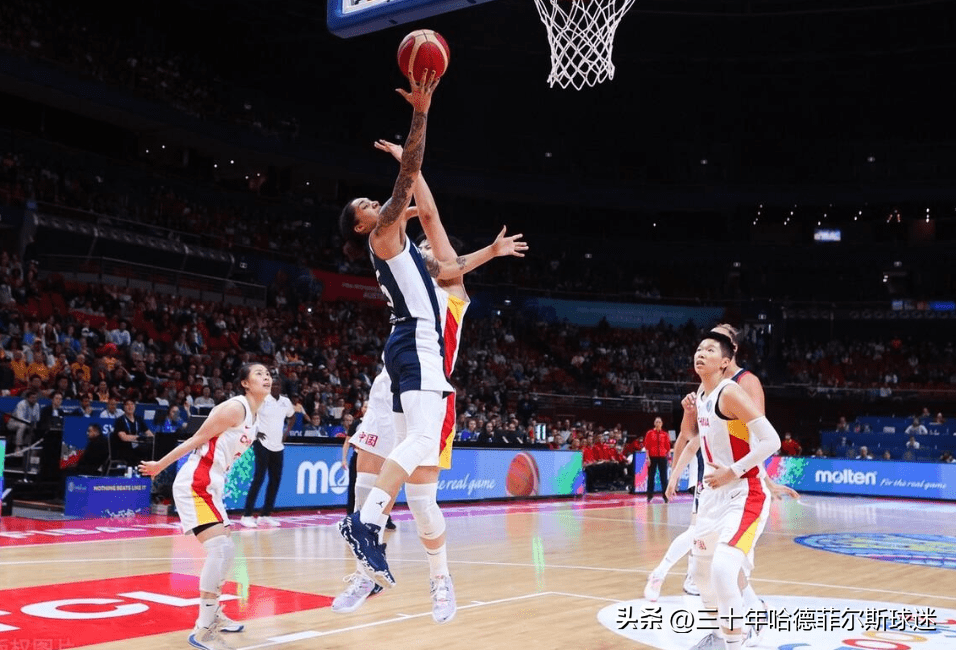 女篮世界杯为什么打法国（世界杯中国女篮，为何力克法国？球迷给出答案，且大局已定）