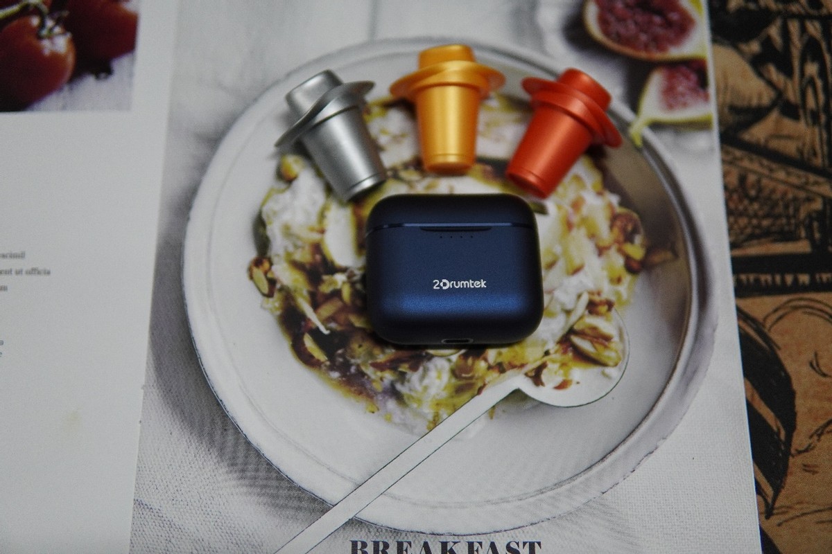 国潮耳机新高度，双飞燕2drumtek二皮真无线降噪蓝牙耳机