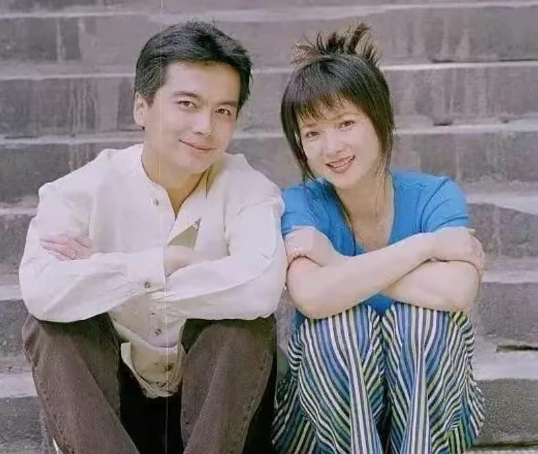 演员刘威：51岁老来得子，64岁还在拼命工作，儿子还小不敢老去