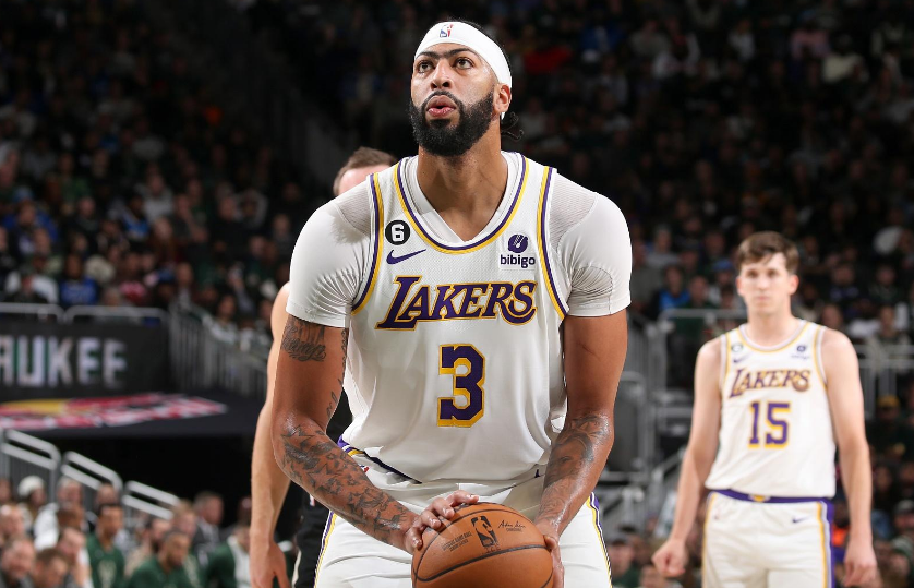 nba常規賽一共有幾場（就在今天，76年NBA沒人實現的紀錄，被濃眉成功書寫）