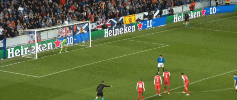 欧联杯四强在哪里比赛（欧联杯四强出炉：莱比锡对阵流浪者 西汉姆将战法兰克福）