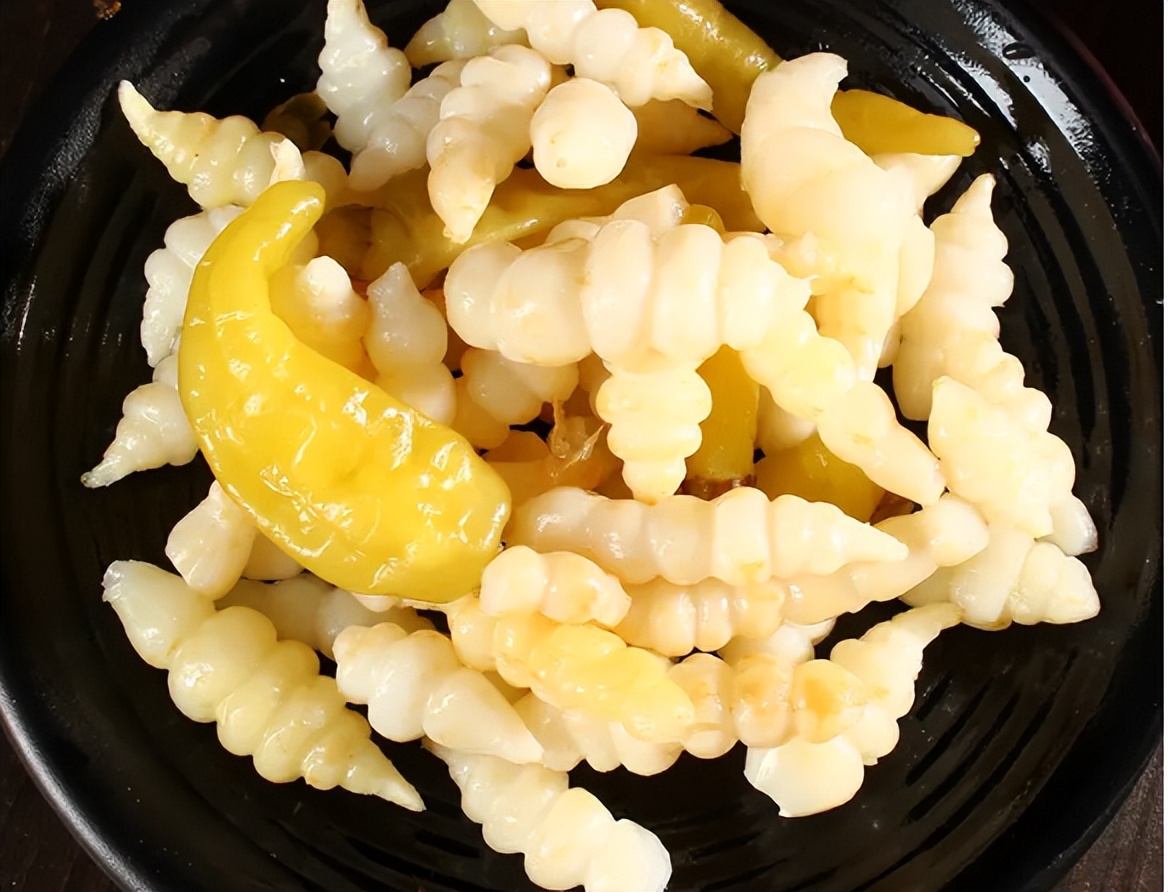 名字高大上的"宝塔菜",在农村十分常见,腌制后会让人胃口大开