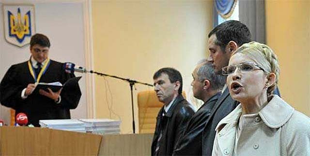 2011年季莫申科被曝牢房内与律师有染，乌监狱系统高官：视频真实