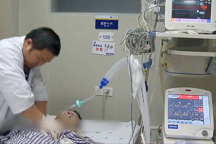 真实故事：32岁小伙拉肚子导致心脏骤停，医生拼尽全力也无力回天