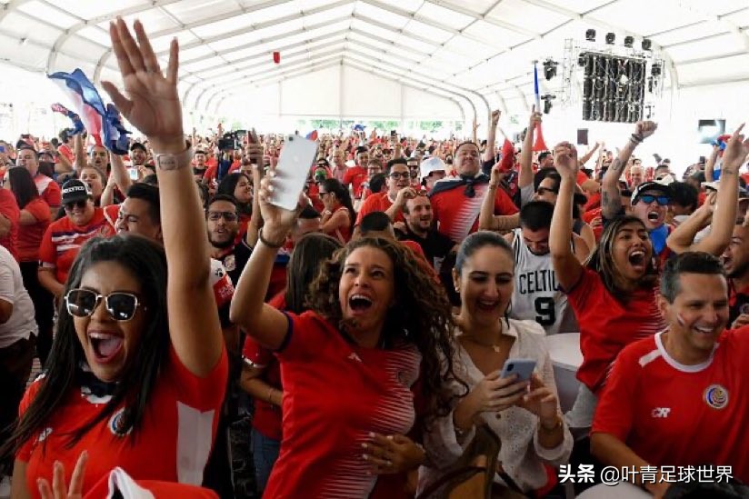 哥斯达黎加历年世界杯排名(第6次进世界杯！518万人口国家沸腾，全民狂欢，街道水泄不通)