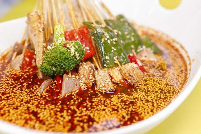 成都十大特色美食，看着都流口水吃起来更香，夫妻肺片仅排第三？