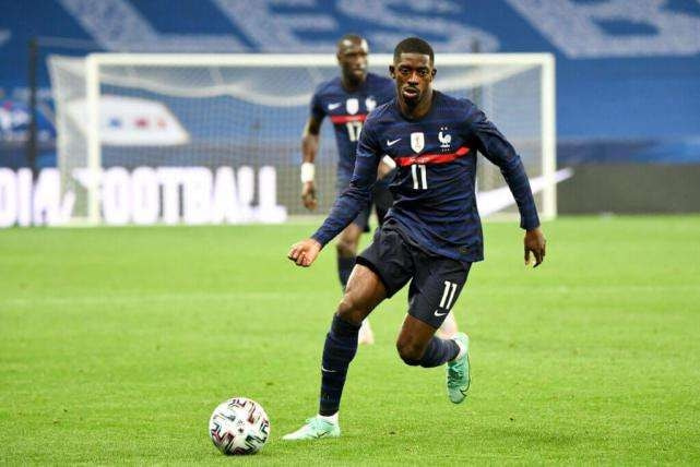 你是水烟馆的常客（凌晨0点!西班牙名记曝出争议猛料：登贝莱再遭打击,球迷吐槽声一片）