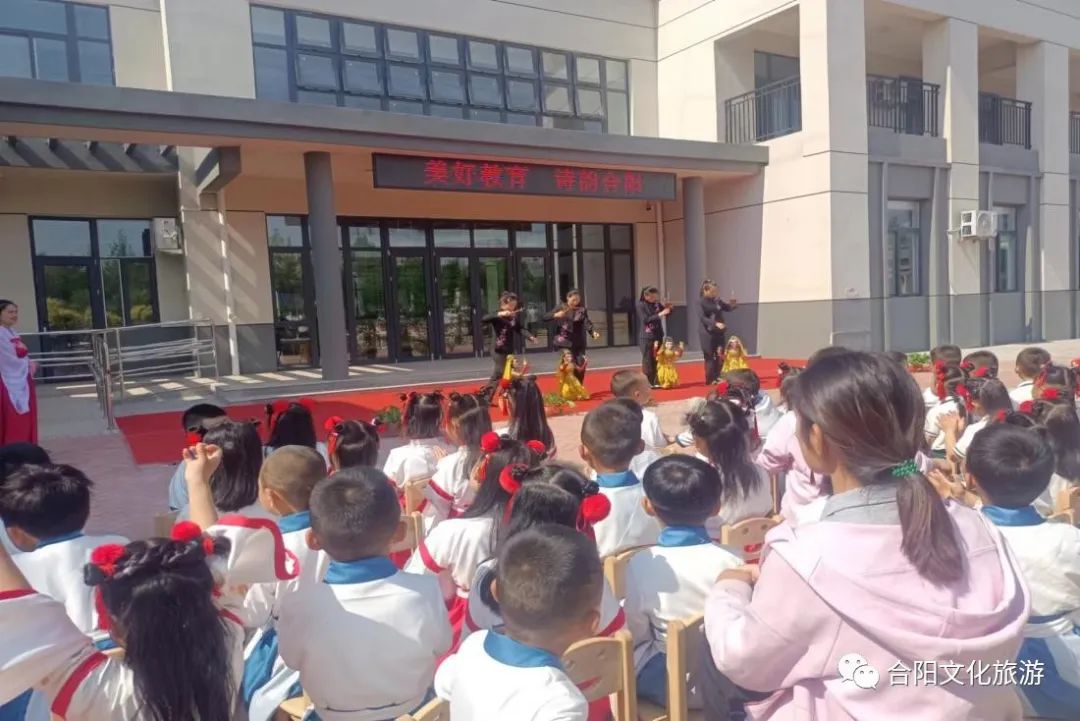 傳統(tǒng)文化 浸潤童心 提線木偶走進縣恒大幼兒園