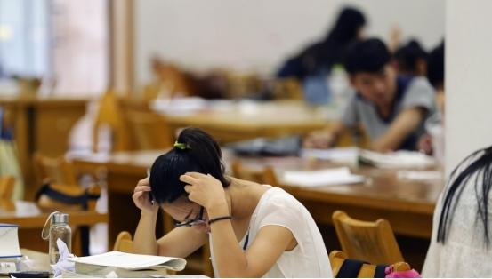 我国“就业率”较高的五所高校，清北不在列，学生刚毕业就有签约