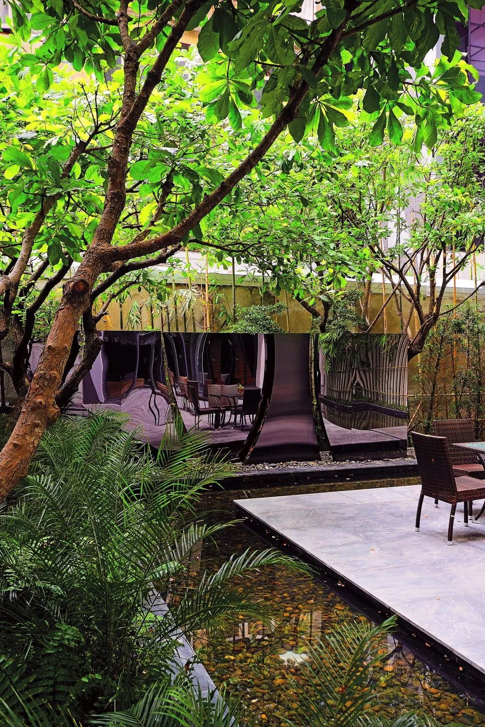 花园美景既要“藏”，又要“漏”