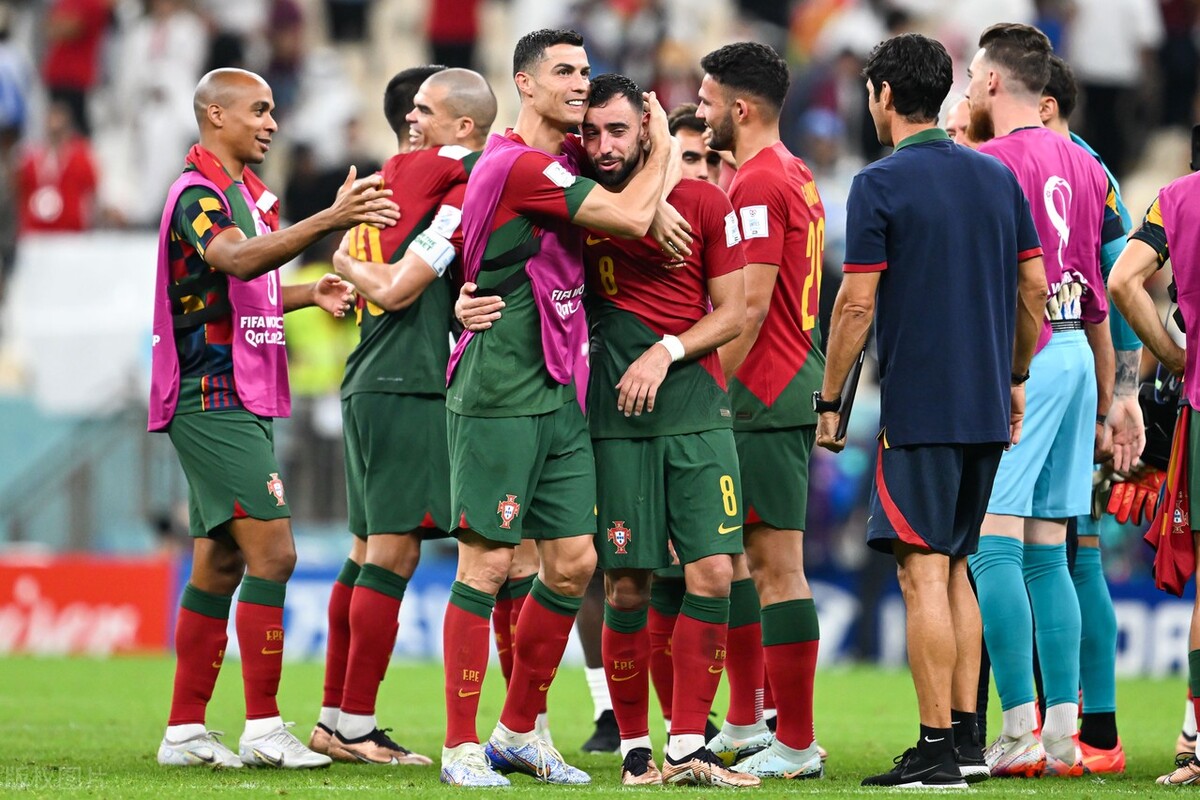 葡萄牙VS德国谁会赢(连锁反应！德国黯然出局，葡萄牙阿根廷笑了，梅罗会师决赛有戏？)