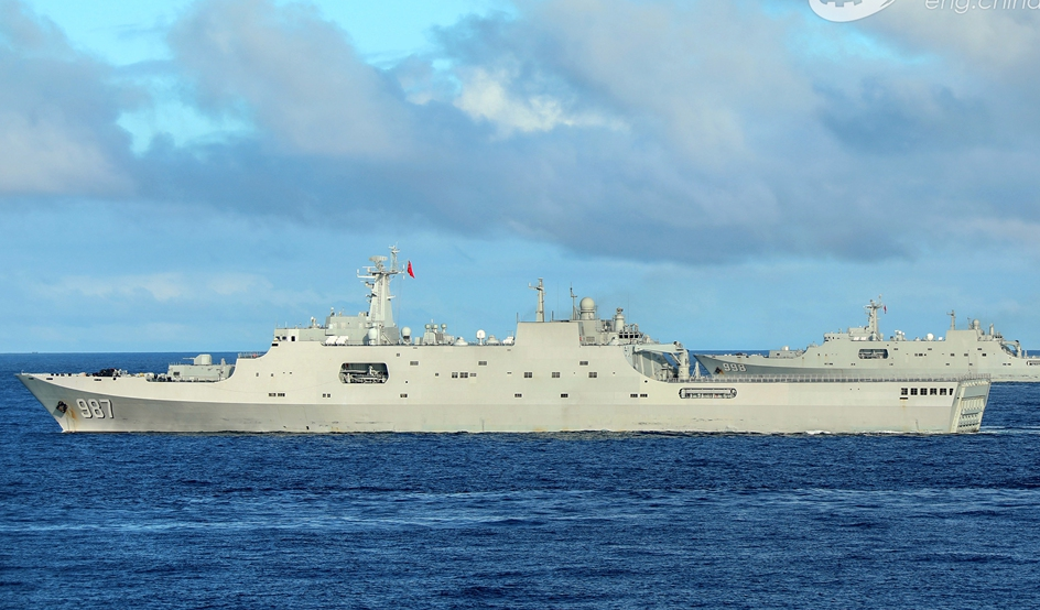 071船坞登陆舰登陆的坦克目前,中国海军两栖登陆舰队经过多年建设,700