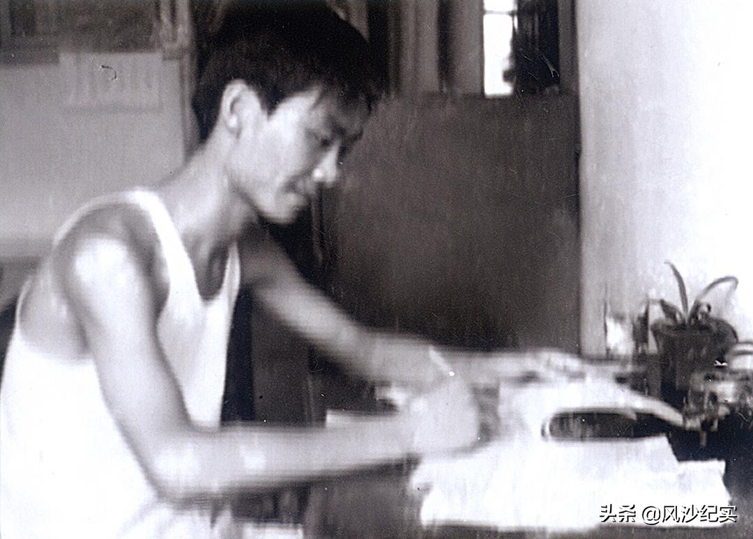 驻马店高考状元，曾在上海开公司当老板，如今扔掉手机流浪街头