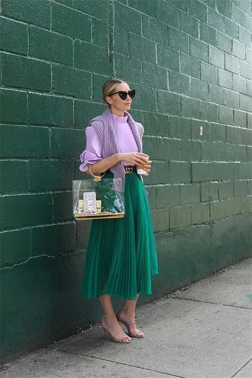 绿色配什么颜色好看紫色配什么颜色好看