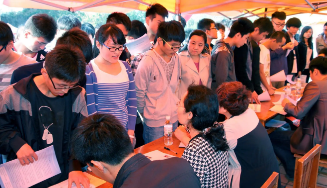 4所高校的校名朴实无华，却深受中国烟草青睐，毕业后薪酬也可观